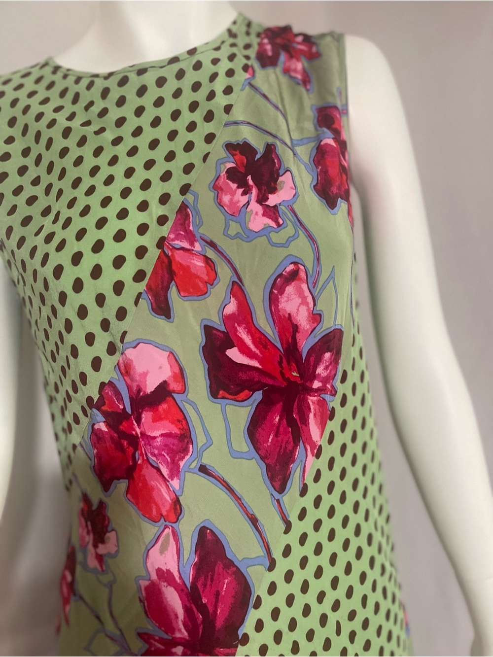 Diane Von Furstenberg Sleeveless Maxi Dress in Sage Green with Pink Floral - Picture 9 of 15